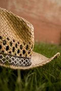 1315383_straw_hat_2